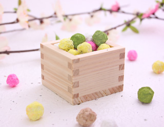 桃の節句にちなんだお祝いのお菓子はどんなもの?