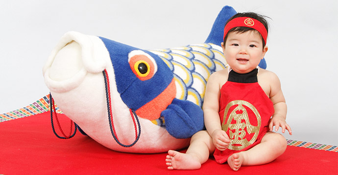 兜飾りやこいのぼりと一緒に撮影！